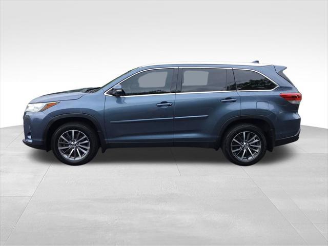 used 2019 Toyota Highlander car, priced at $22,999