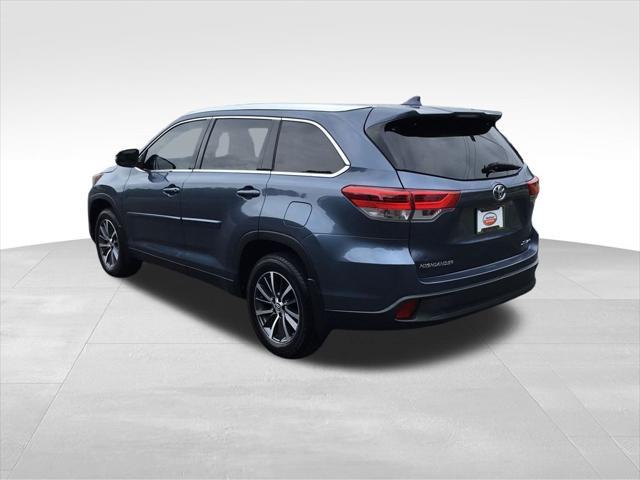 used 2019 Toyota Highlander car, priced at $22,999