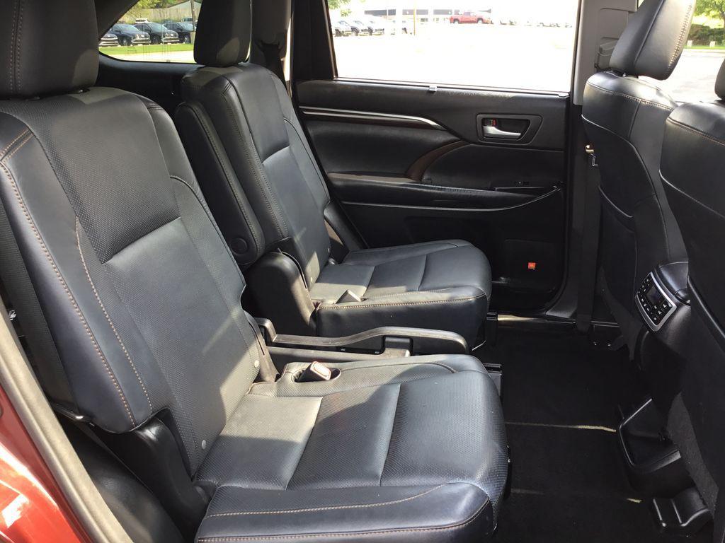used 2015 Toyota Highlander car, priced at $18,799