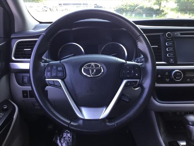 used 2018 Toyota Highlander car, priced at $23,799