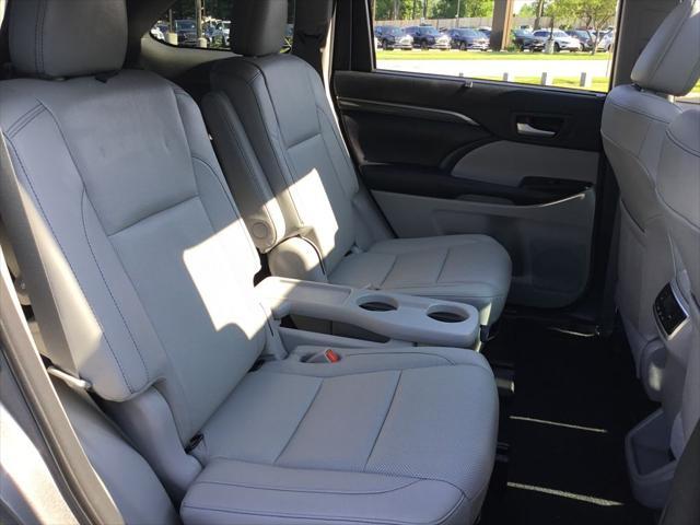 used 2018 Toyota Highlander car, priced at $23,799