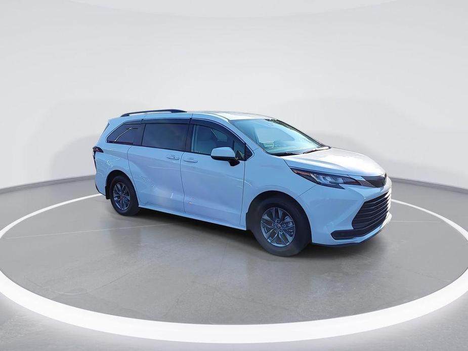 used 2022 Toyota Sienna car, priced at $39,799