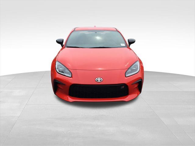 used 2023 Toyota GR86 car, priced at $28,977