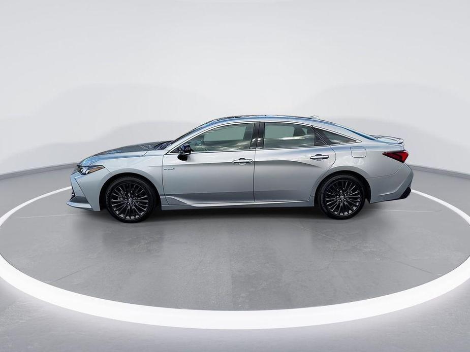 used 2019 Toyota Avalon Hybrid car, priced at $27,797