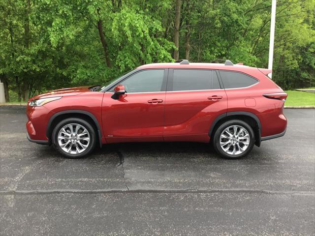 used 2024 Toyota Highlander Hybrid car, priced at $50,499