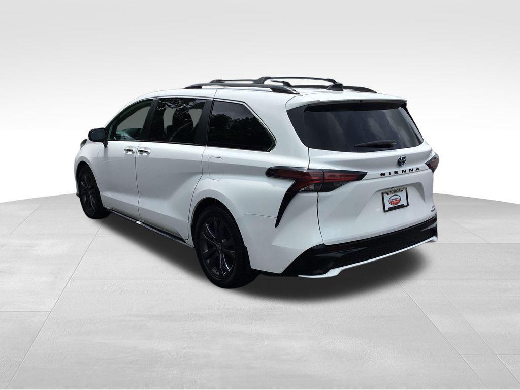 used 2023 Toyota Sienna car, priced at $47,999