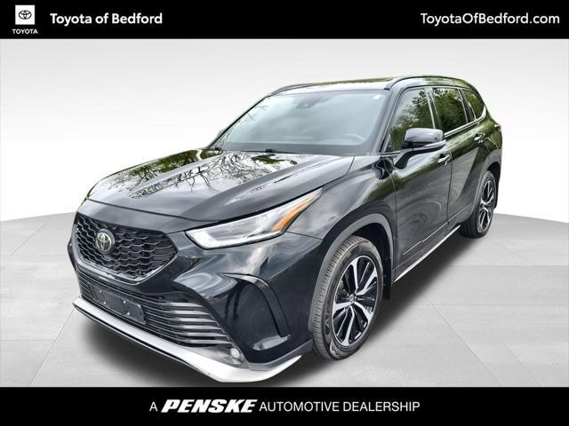 used 2021 Toyota Highlander car, priced at $29,499