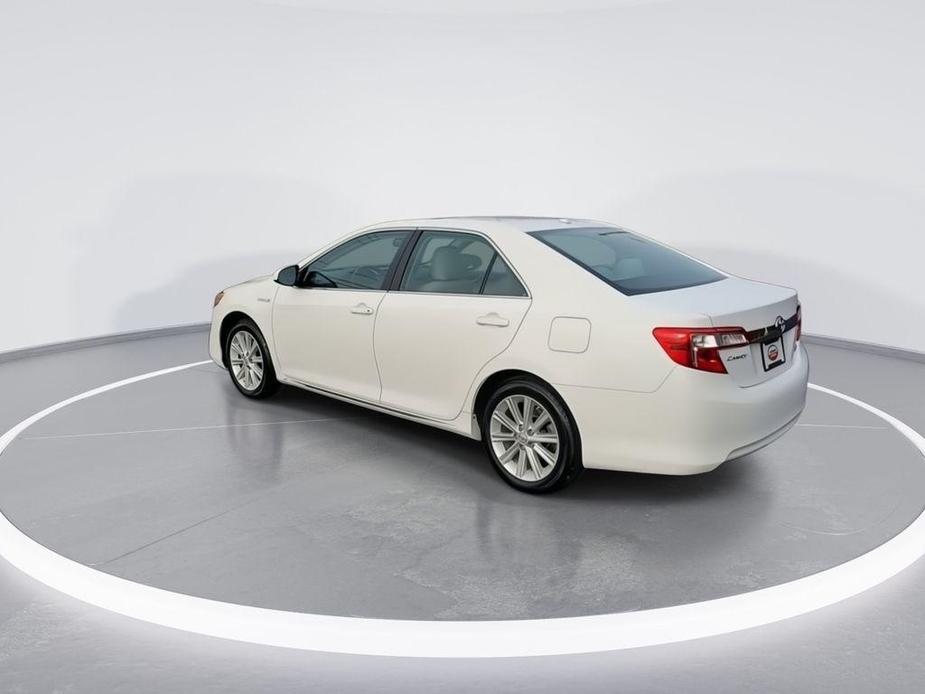 used 2014 Toyota Camry Hybrid car, priced at $12,997