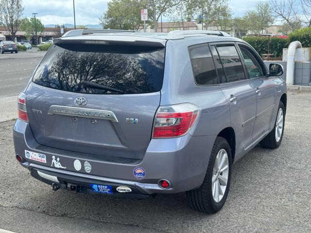 used 2008 Toyota Highlander Hybrid car, priced at $11,998