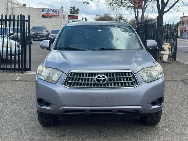 used 2008 Toyota Highlander Hybrid car, priced at $11,998