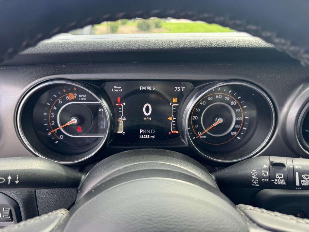 used 2021 Jeep Wrangler Unlimited car, priced at $32,995