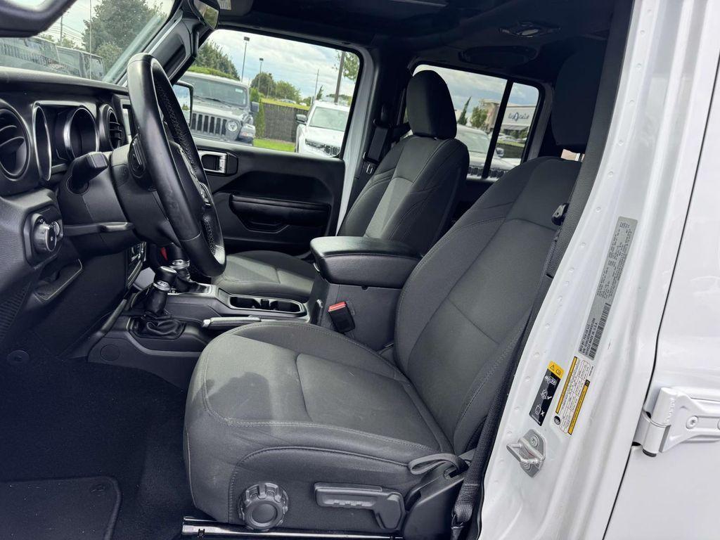 used 2021 Jeep Wrangler Unlimited car, priced at $32,995