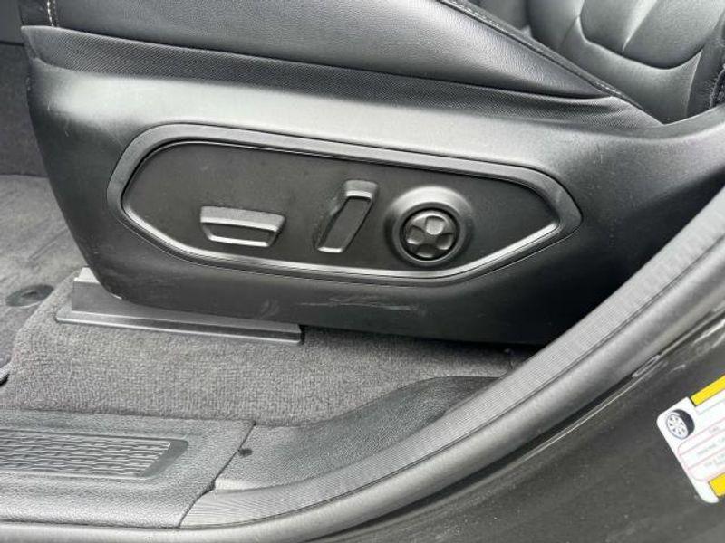 used 2022 Jeep Grand Cherokee L car, priced at $39,995