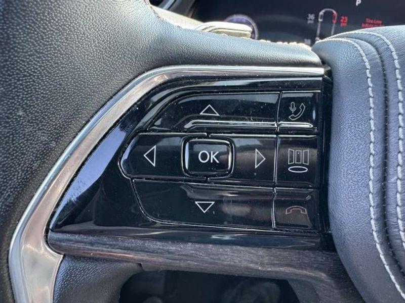 used 2022 Jeep Grand Cherokee car, priced at $41,495