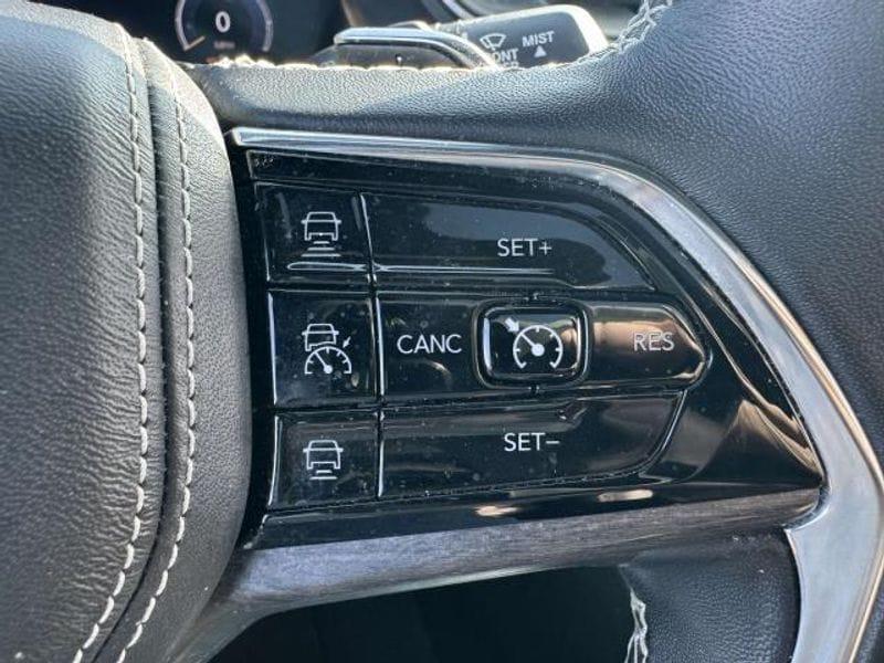 used 2022 Jeep Grand Cherokee car, priced at $41,495