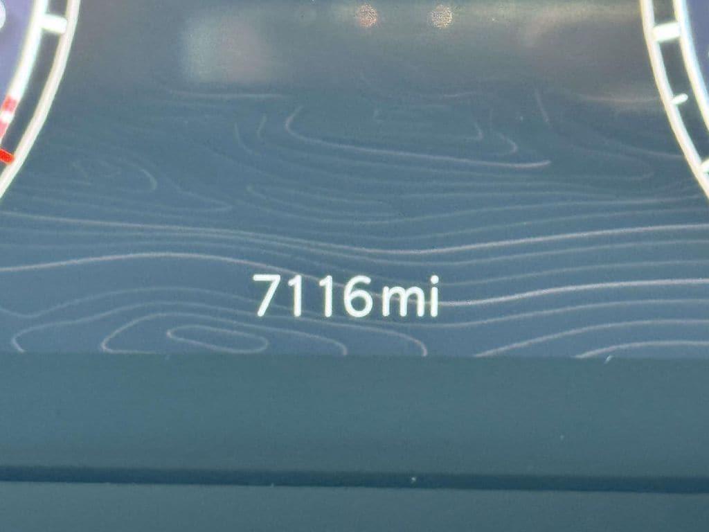 used 2024 Jeep Grand Cherokee car, priced at $36,990