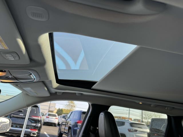 used 2022 Jeep Cherokee car, priced at $26,495