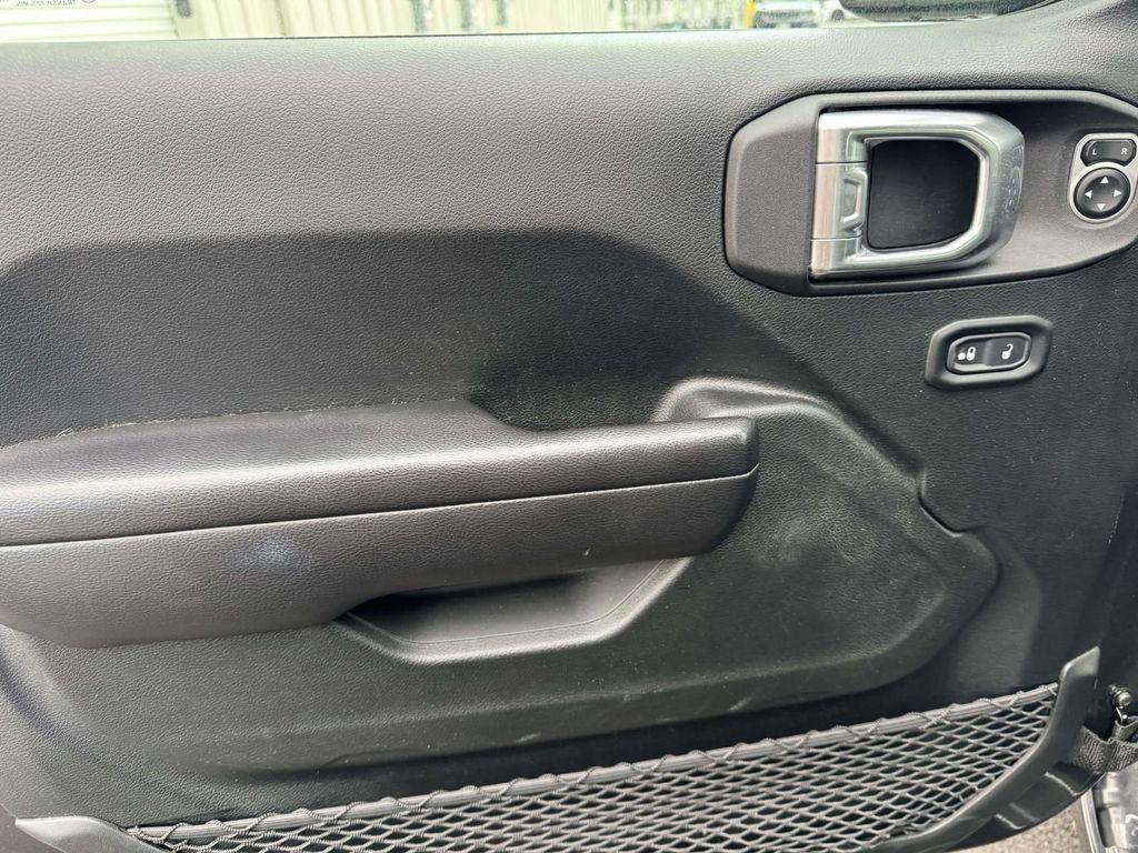 used 2021 Jeep Gladiator car, priced at $28,995