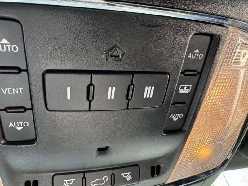 used 2021 Jeep Grand Cherokee car, priced at $32,995