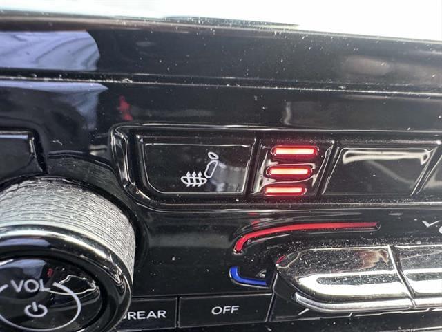 used 2022 Jeep Grand Cherokee car, priced at $32,995