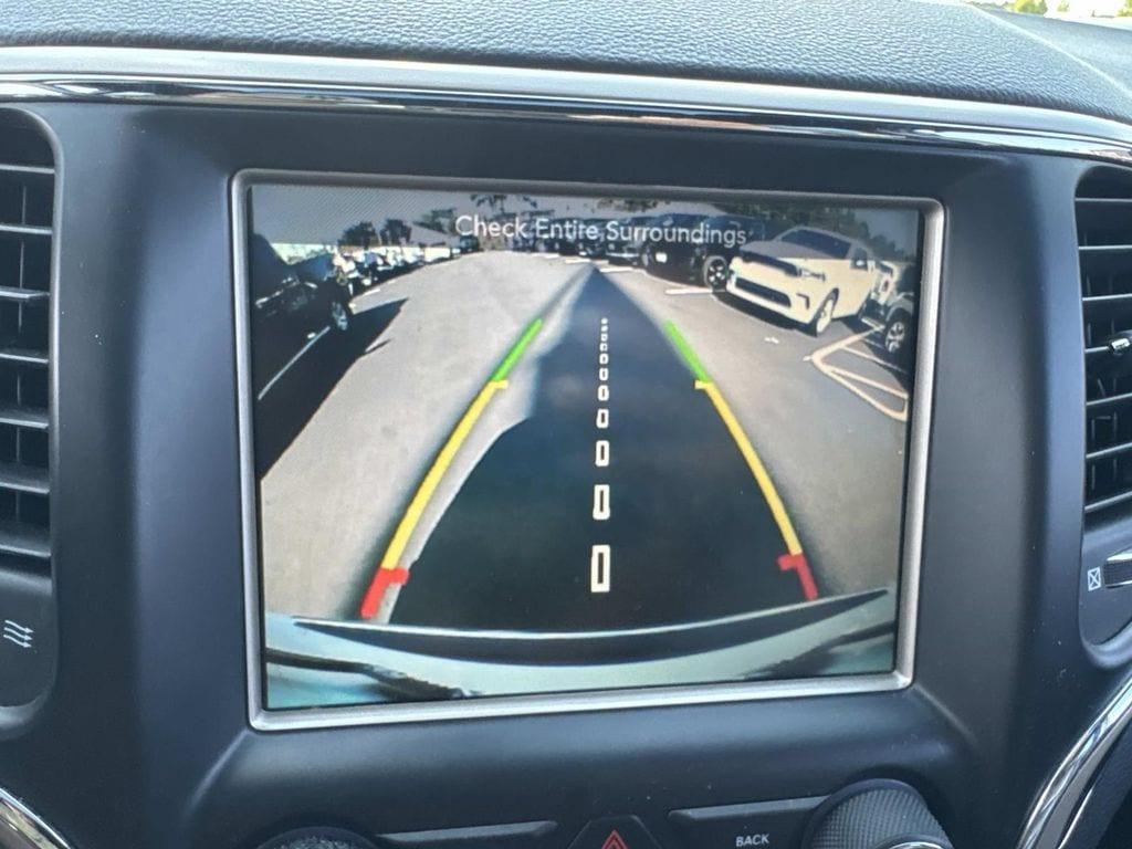 used 2015 Jeep Grand Cherokee car, priced at $15,495