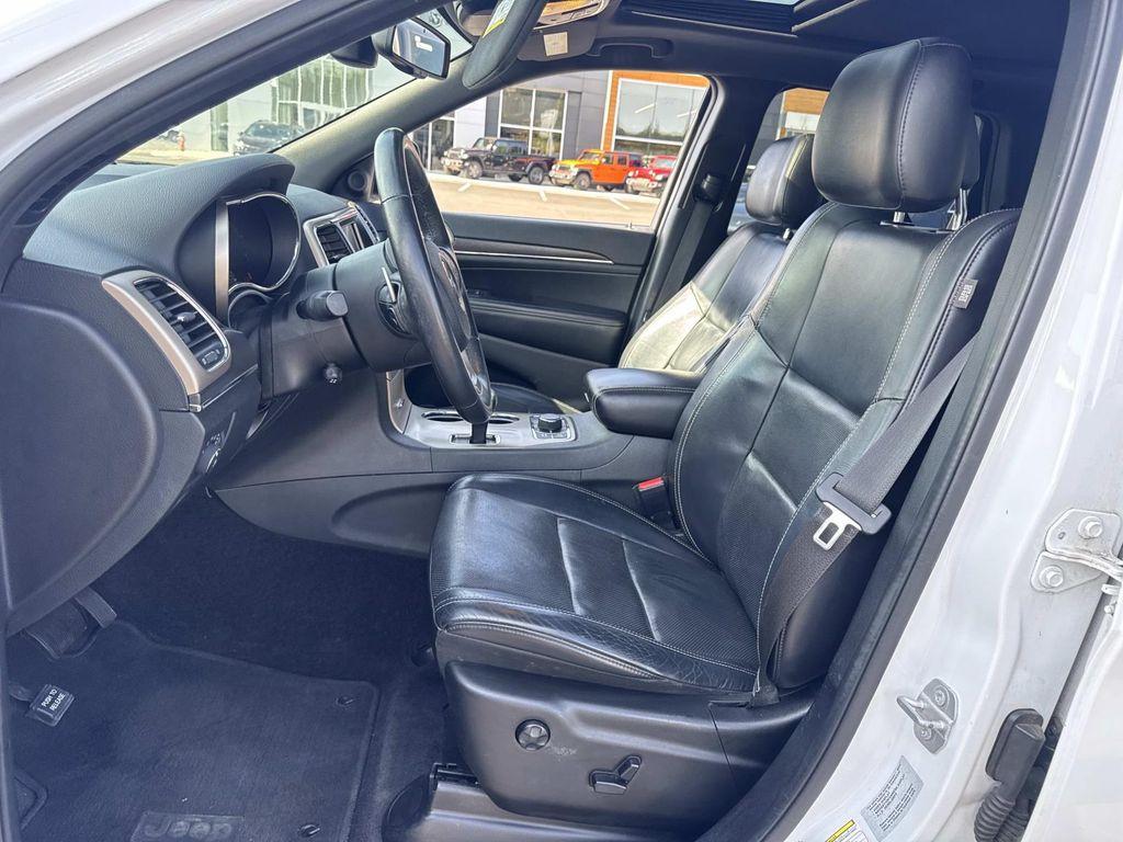 used 2015 Jeep Grand Cherokee car, priced at $15,495