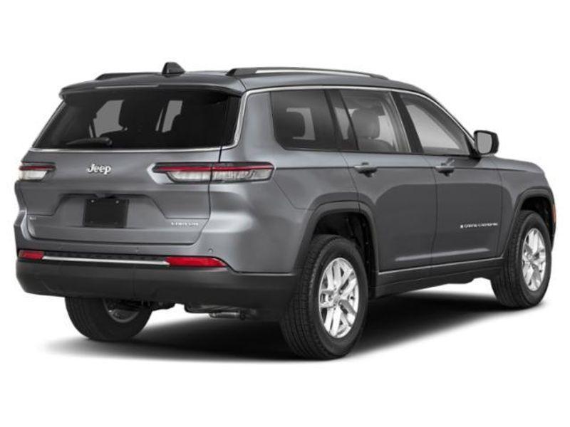 new 2025 Jeep Grand Cherokee L car, priced at $43,878