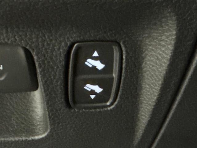 used 2025 Ram 1500 car, priced at $45,995