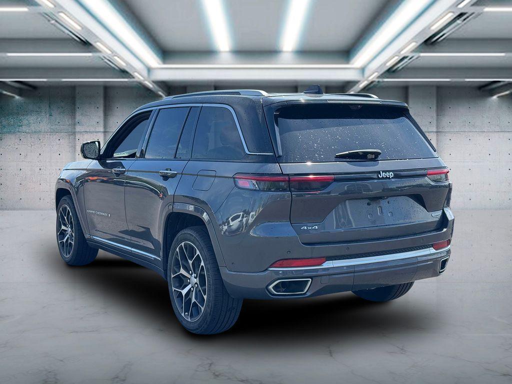 used 2022 Jeep Grand Cherokee car, priced at $46,495