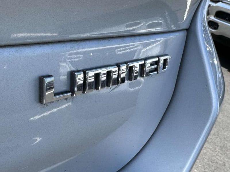 used 2021 Jeep Grand Cherokee L car, priced at $34,995