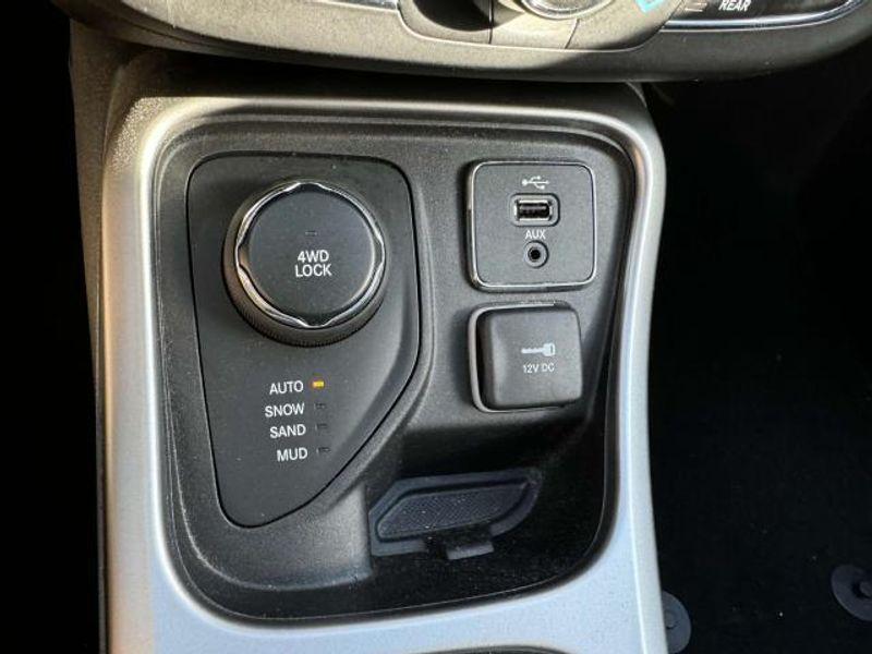 used 2019 Jeep Compass car, priced at $18,495