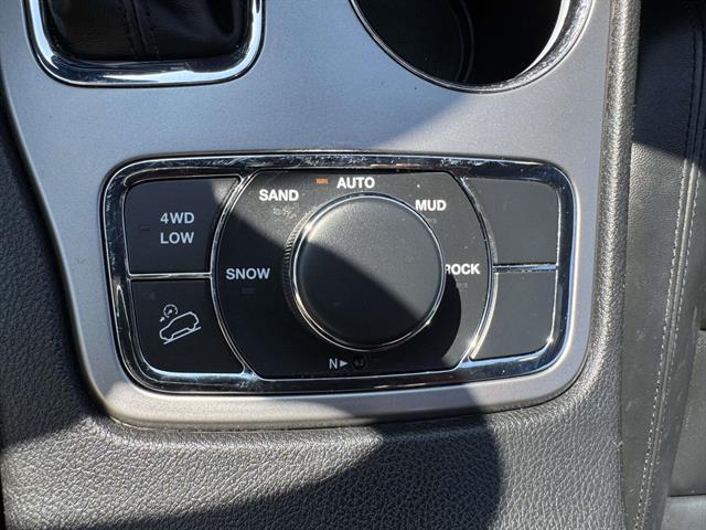 used 2022 Jeep Grand Cherokee WK car, priced at $28,995