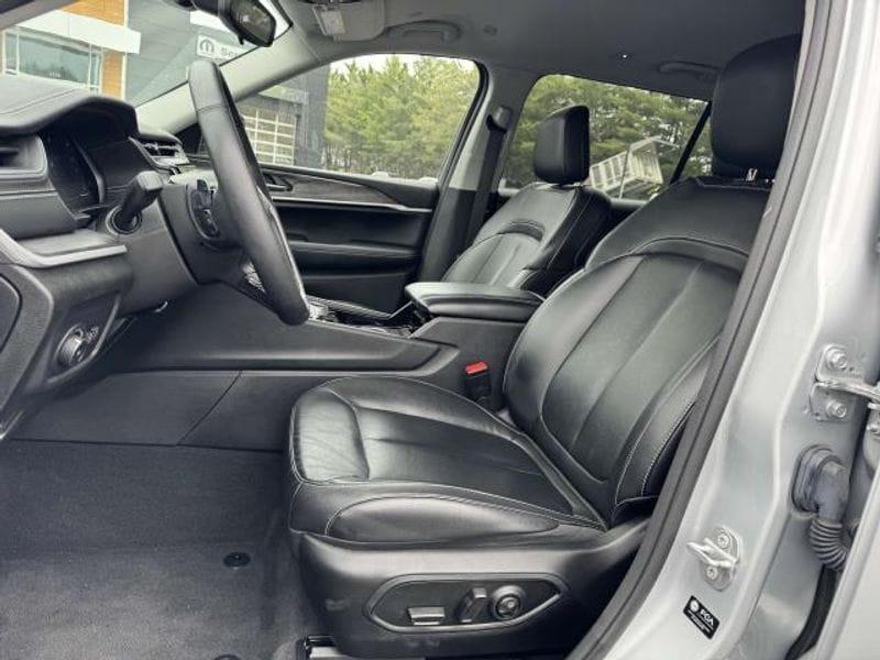 used 2022 Jeep Grand Cherokee L car, priced at $37,995