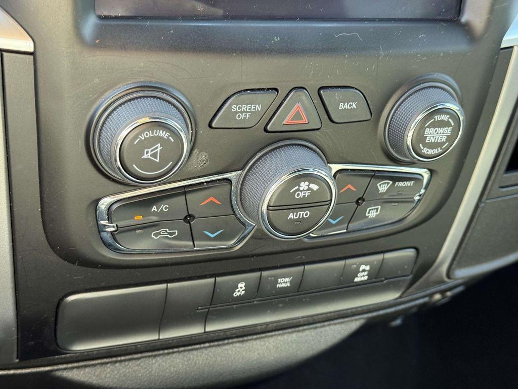 used 2022 Ram 1500 Classic car, priced at $35,995