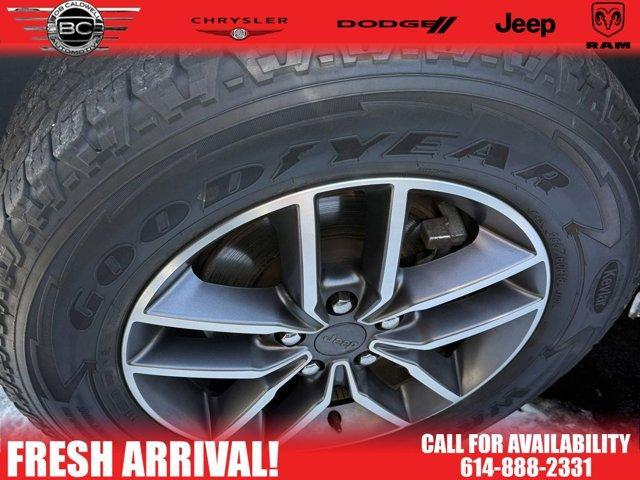 used 2020 Jeep Grand Cherokee car, priced at $21,238