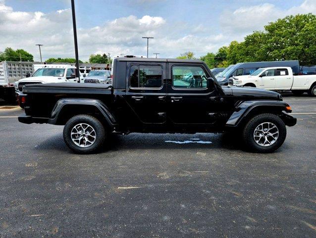 new 2024 Jeep Gladiator car, priced at $44,711