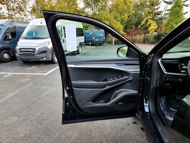 new 2025 Jeep Wagoneer S car, priced at $54,876