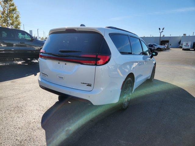 new 2023 Chrysler Pacifica car, priced at $44,998