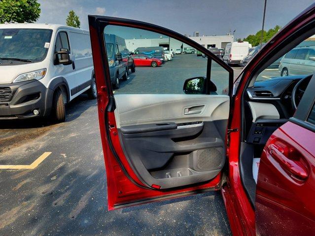 used 2022 Toyota Sienna car, priced at $32,999
