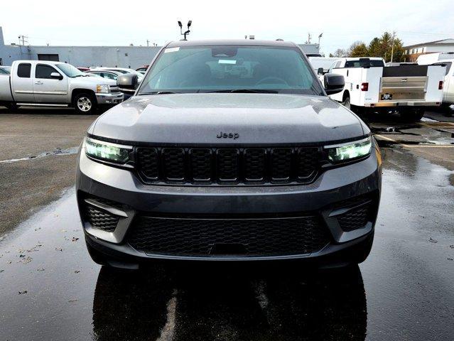 new 2025 Jeep Grand Cherokee car, priced at $42,602