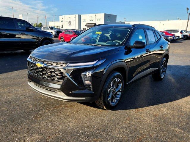 used 2024 Chevrolet Trax car, priced at $20,998