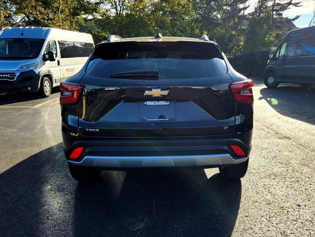 used 2024 Chevrolet Trax car, priced at $20,998