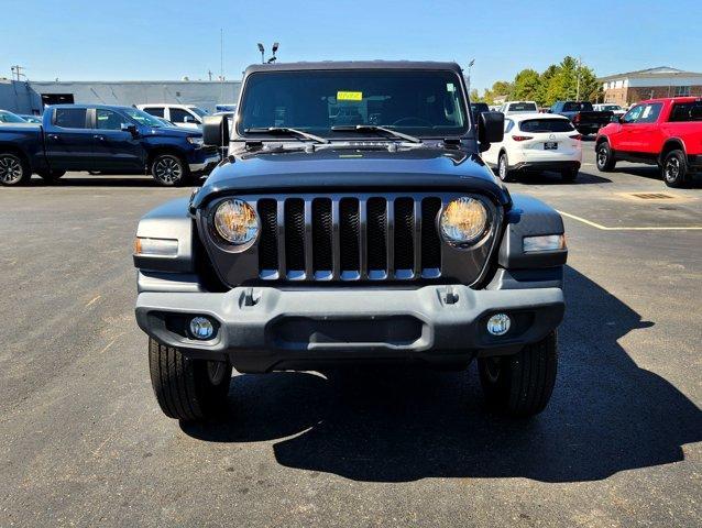 used 2021 Jeep Wrangler Unlimited car, priced at $26,132
