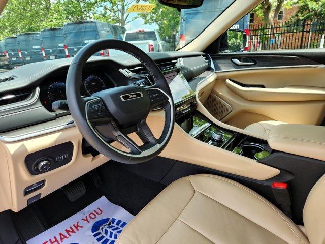 used 2022 Jeep Grand Cherokee car, priced at $33,223