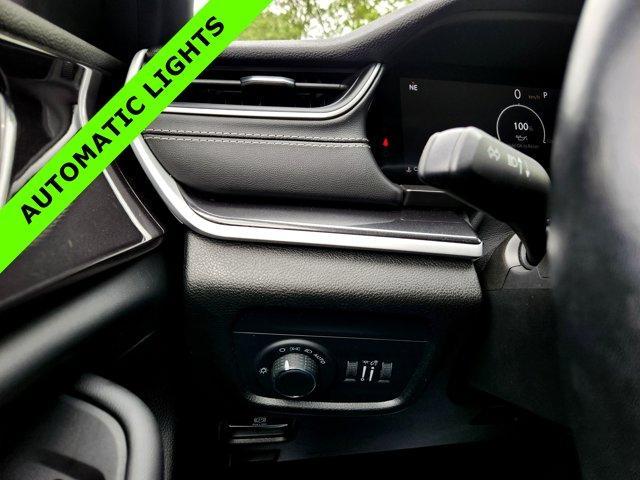 used 2022 Jeep Grand Cherokee car, priced at $33,395