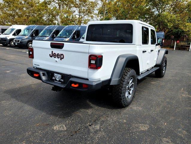 new 2025 Jeep Gladiator car, priced at $54,079