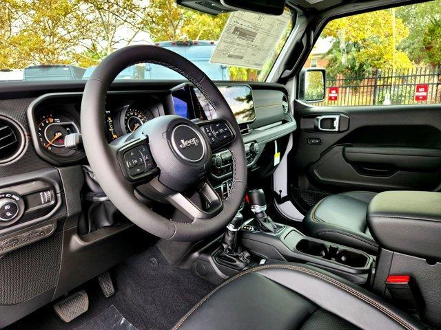 new 2025 Jeep Gladiator car, priced at $54,079