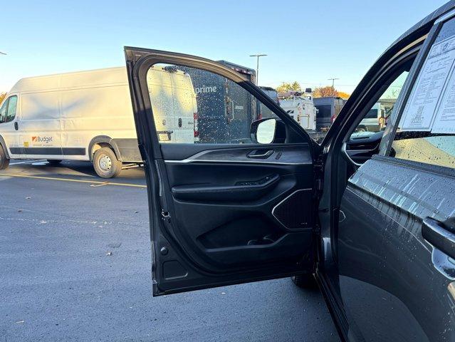 used 2022 Jeep Grand Cherokee 4xe car, priced at $28,499