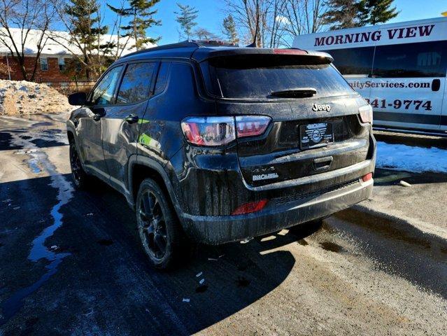 new 2025 Jeep Compass car, priced at $30,090