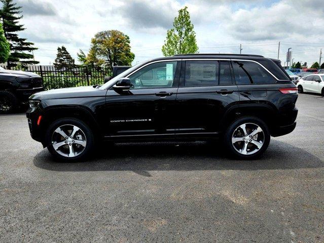 new 2024 Jeep Grand Cherokee car, priced at $45,366